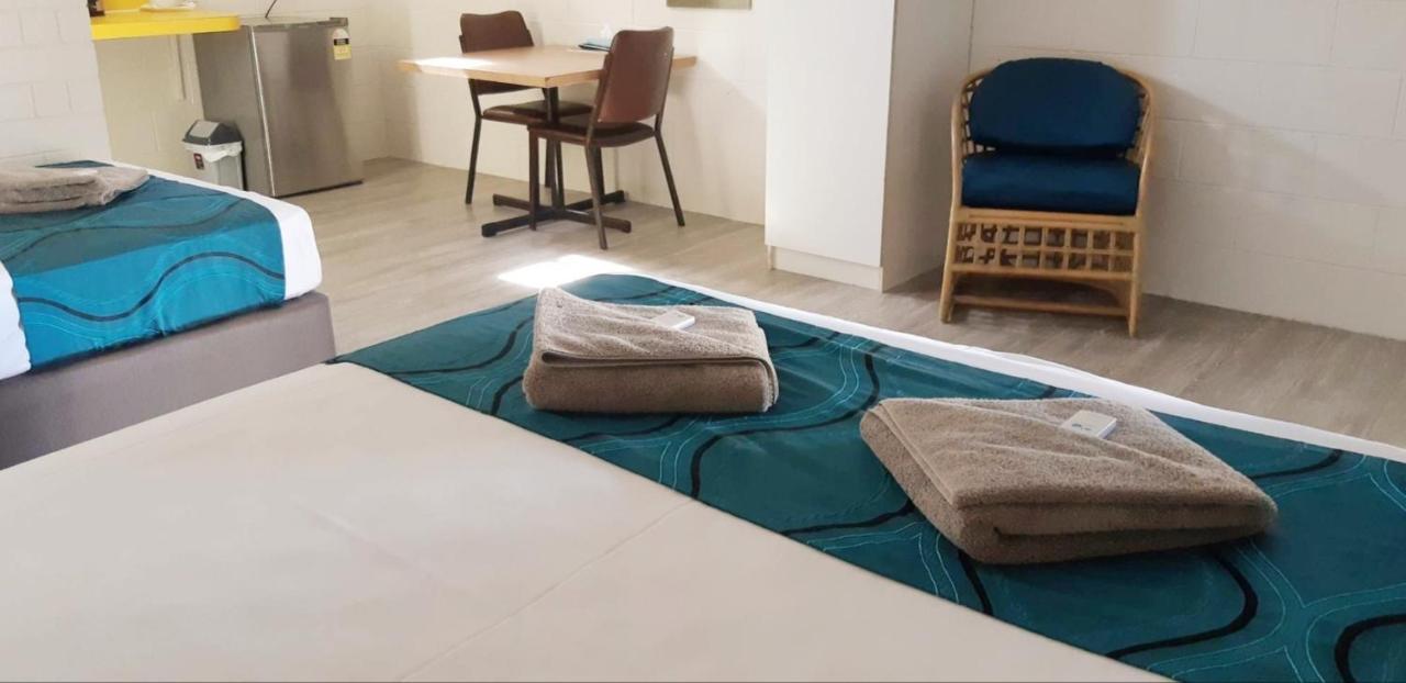 Burdekin Motor Inn Home Hill Экстерьер фото